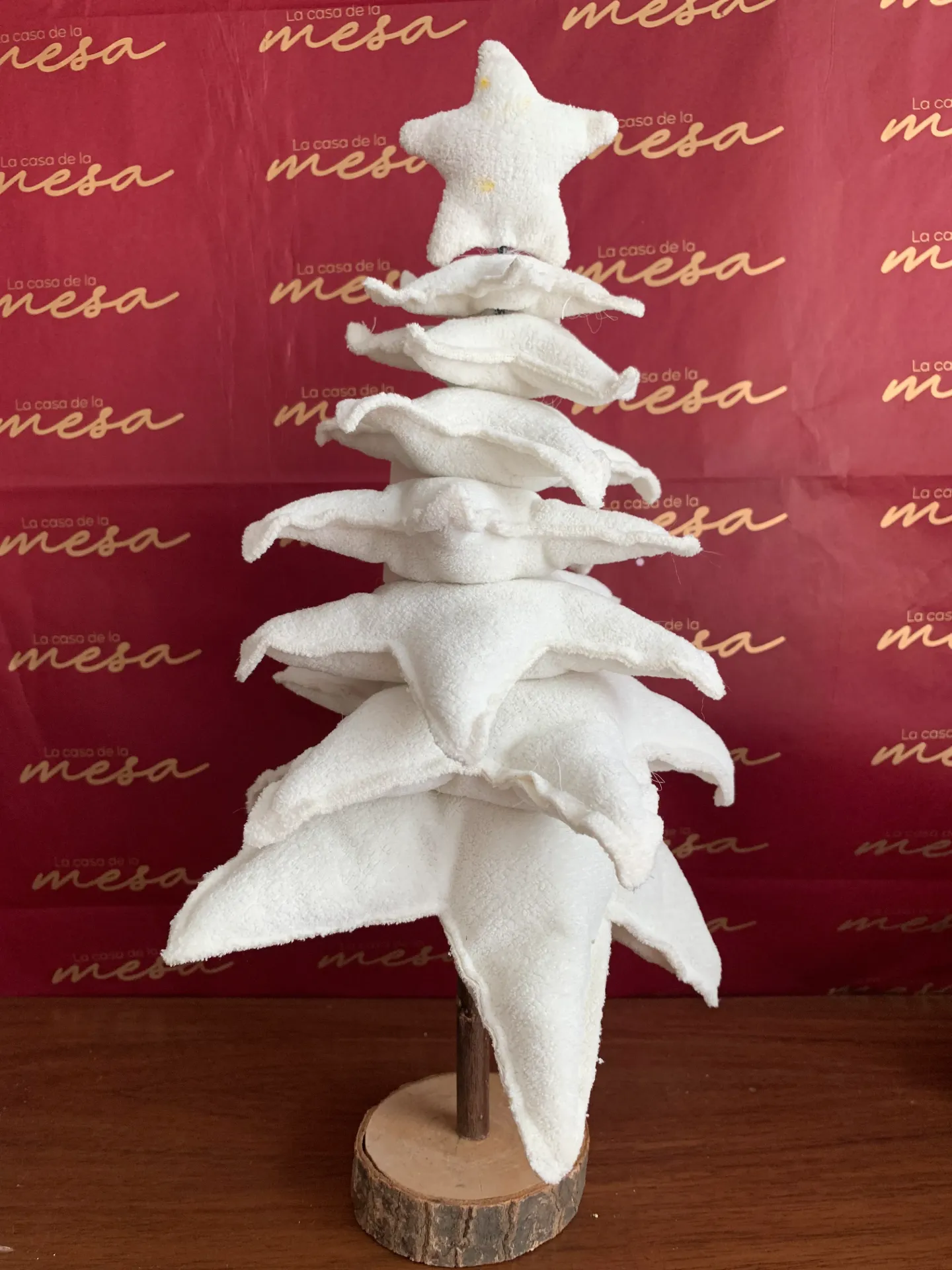 Árbol de Tela color Blanco sobre Base de Madera