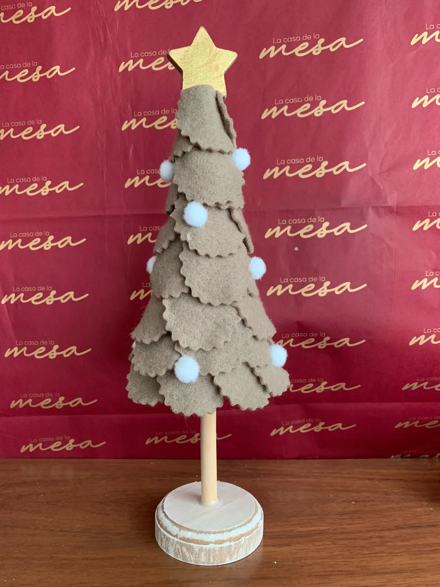 Árbol de Tela Color Café sobre base de Madera