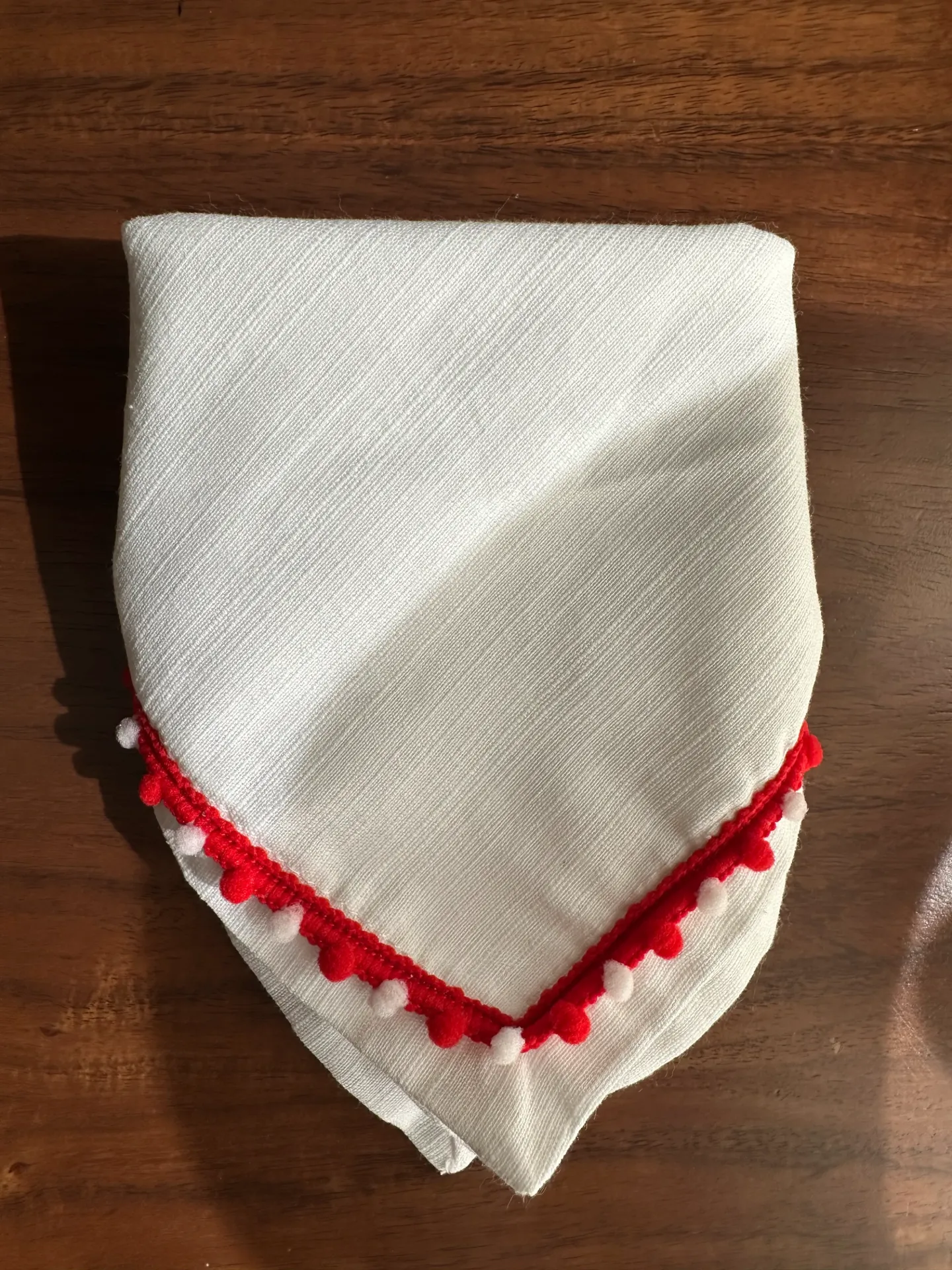 Jgo. de 4 Servilletas de Lino con Algodón Blanca con borla